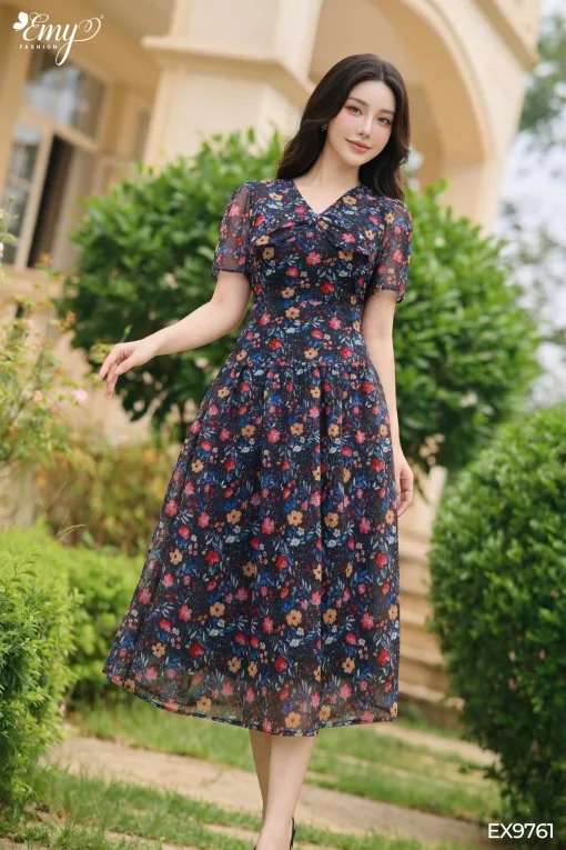 EX9761 Đầm Xòe Voan Tơ In Hoa Cổ V Thắt Nơ