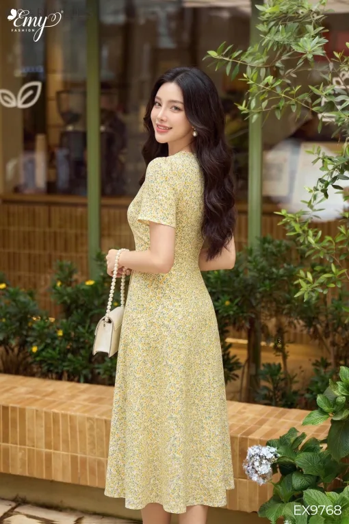 EX9768 Đầm Xòe Mango Hoa Nhí Vàng