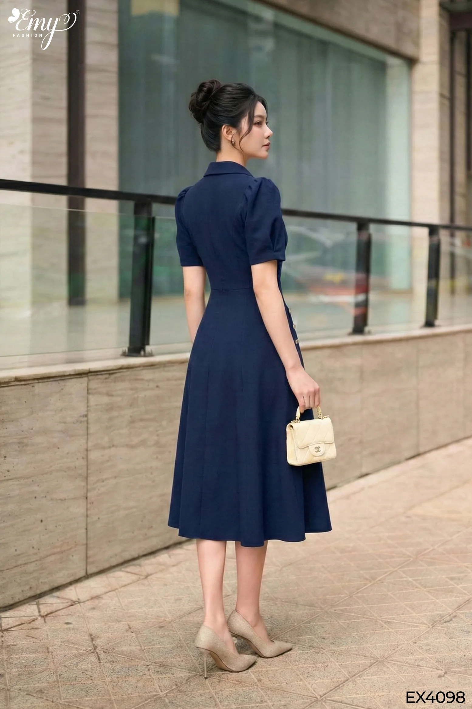 EX4098 Đầm Xoè Gân Hongkong Xanh Đen Cổ Vest EX4098 Đầm Xoè Gân Hongkong Xanh Đen Cổ Vest