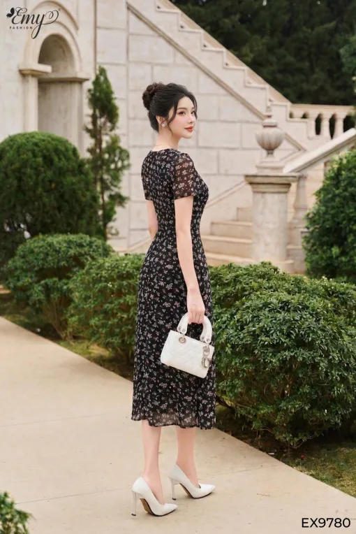 EX9780 Đầm Voan Đen Hoa Nhí Xếp Ly Ngực