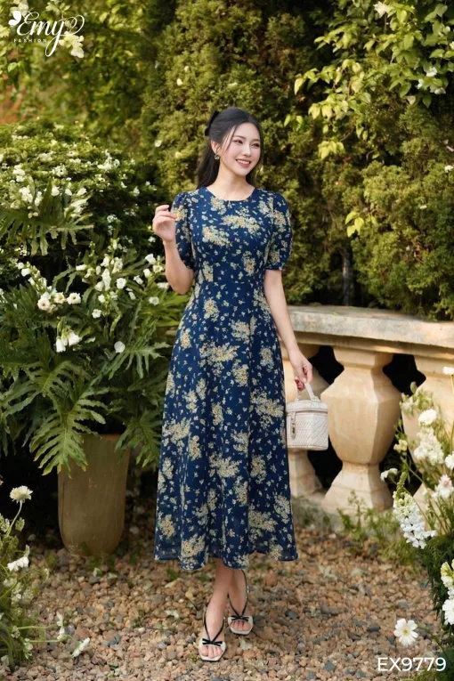 EX9779 Đầm Midi Hoa Xanh Coban Tay Phồng
