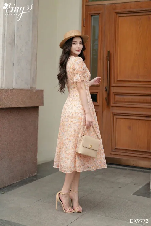 EX9773 Đầm Xoè Voan Tơ Thêu HT Hoa Nhí