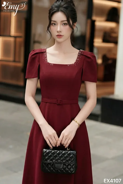 EX4107 Đầm Xòe Đỏ Đô Cổ Vuông Đính Hạt Dây Nịch
