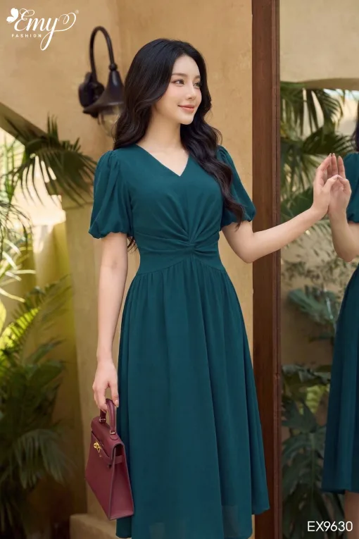 EX9630 Đầm Xoè Voan Xanh Cổ V Đắp