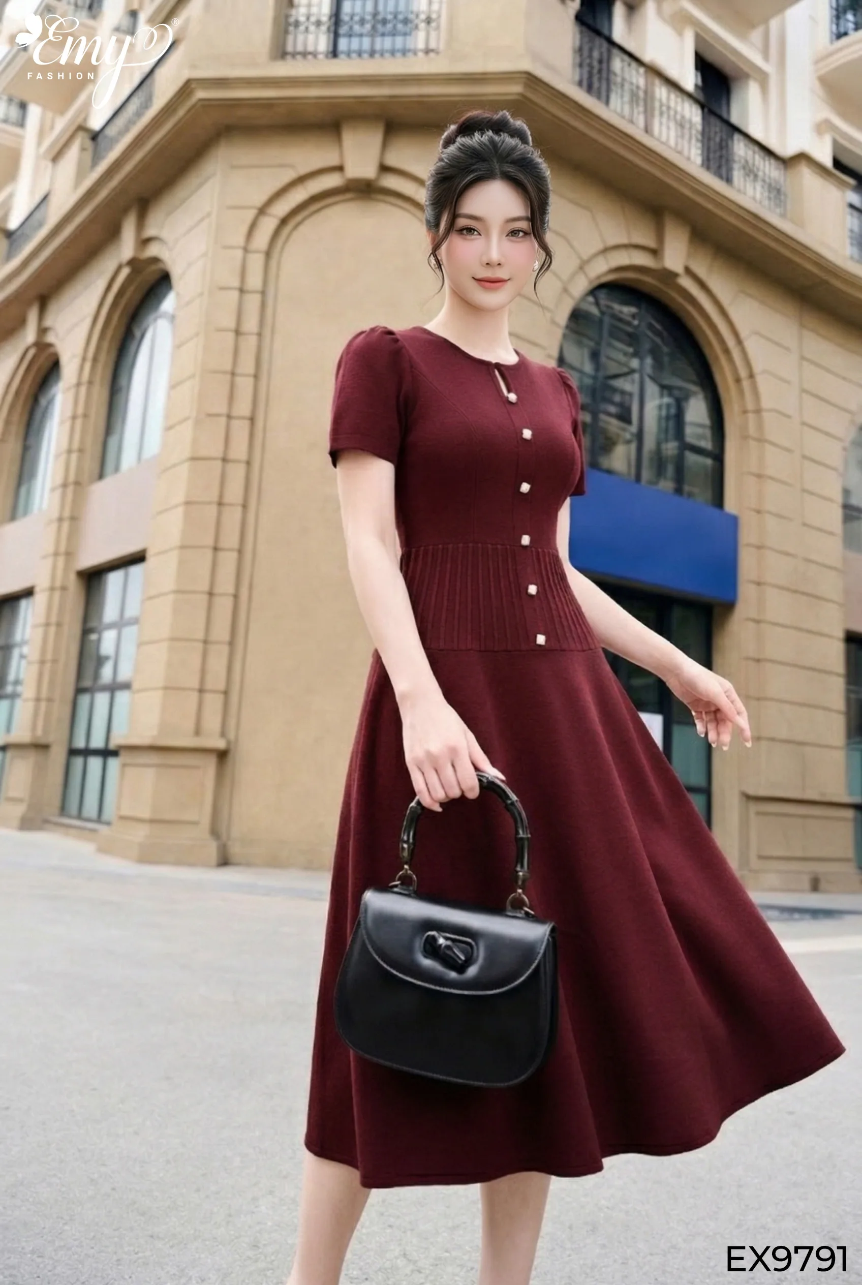 EM9791 Đầm Xoè Chéo Thái Đỏ Xếp Ply Eo