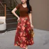 V4113 Váy Xòe Taffta Nền Nâu Hoa Đỏ