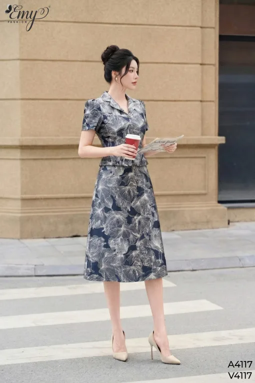 A4117 Áo Peplum Gấm Nền Xanh HT Hoa Xám