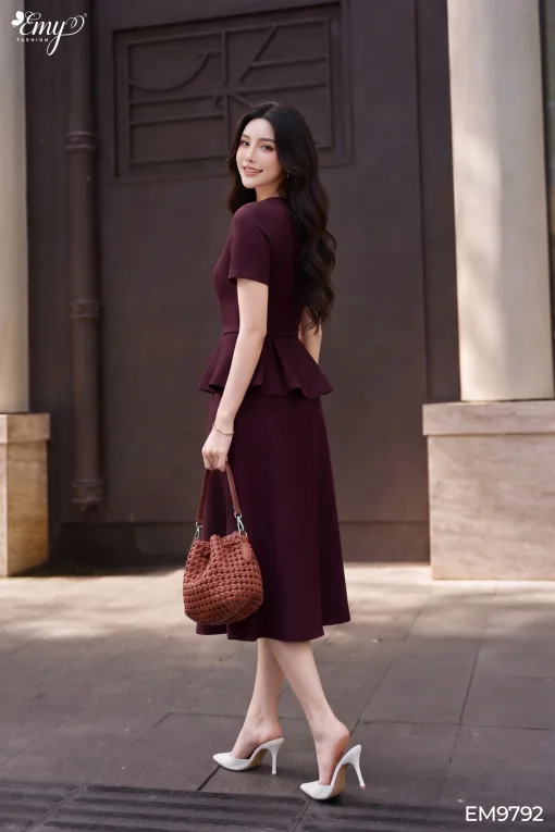 EM9792 Đầm Peplum Kaki Dáng A Thanh Lịch