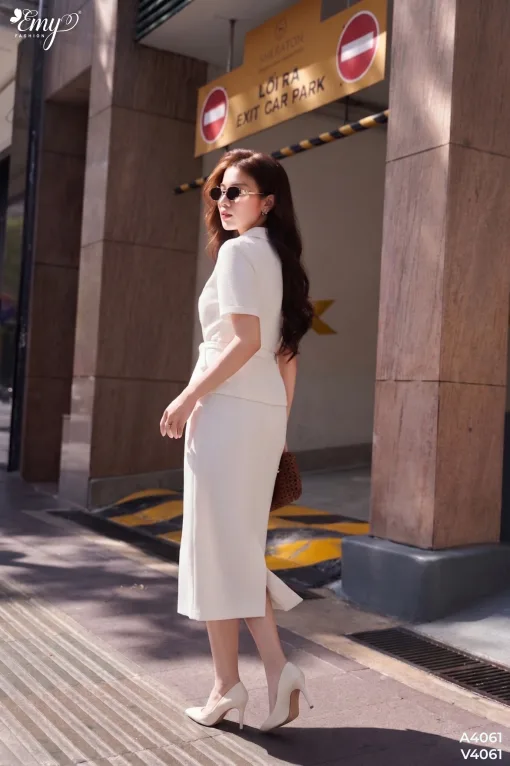 V4061 Chân Váy Bút Chì Thun Kaki Trắng Kem