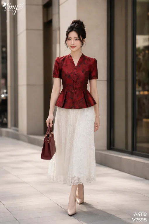 A4119 Áo Cổ Đắp Gấm Đỏ Peplum
