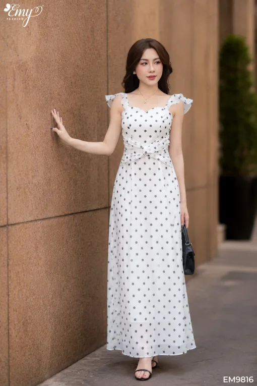 EM9816 Đầm Xòe Tơ Bi Trắng Tay Cánh Tiên
