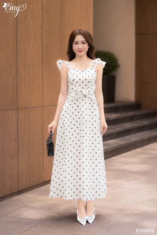 EM9816 Đầm Xòe Tơ Bi Trắng Tay Cánh Tiên