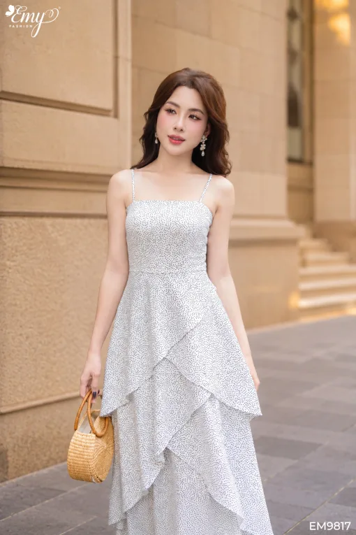 EM9817 Đầm Xòe Xếp Tầng Vải Mango Bi 2 Dây