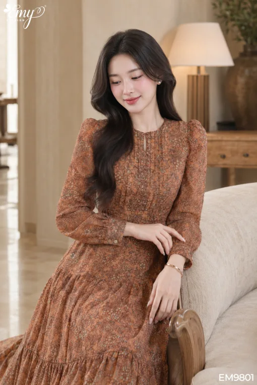 Đầm xòe dạo phố màu nâu voan tơ EM9801