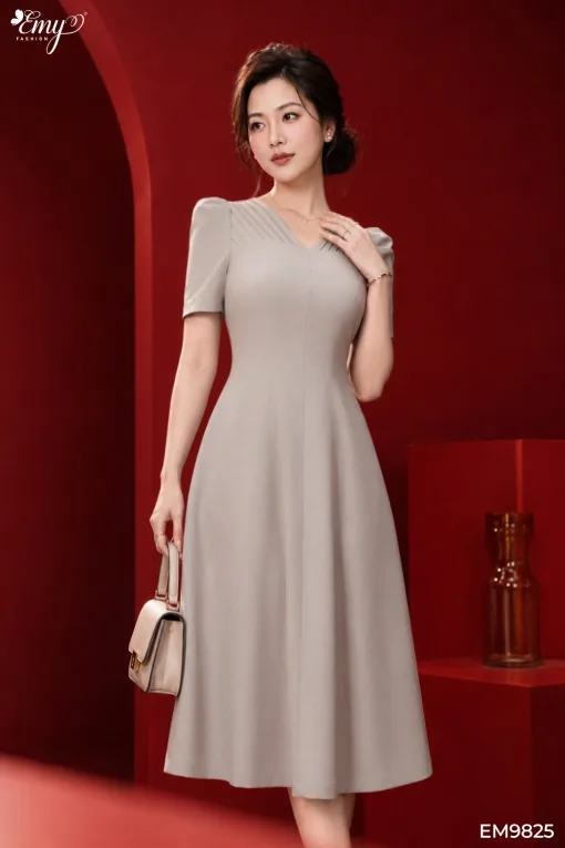Đầm xòe dạo phố Xám cổ V linen EM9825