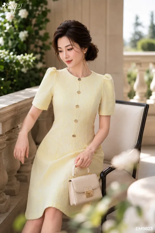 EM9823 Đầm Suông A Gấm Xốp Hoa